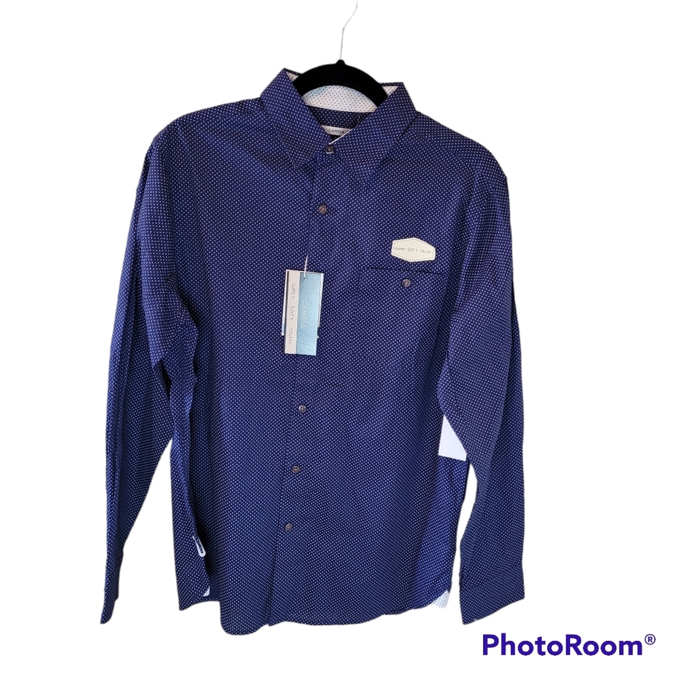 Moda Campia navy blue and white shirt. Tucked or untucked. Modern fit. M…
